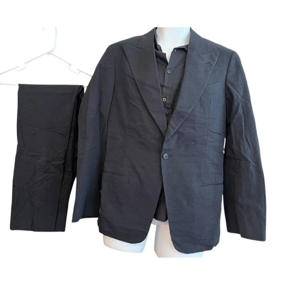 Luke Kirby as Bell Prescott in Panhandle TV Seersucker Suit Funeral Scene COA
